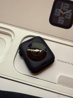 Apple Watch SE 44mm - 3
