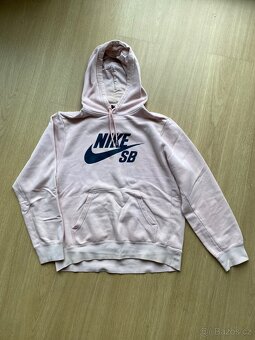 Značkové mikiny Nike a Champion + 2 mikiny ZDAR - 3