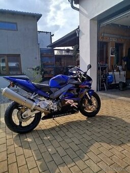 Honda cbr954rr - 3