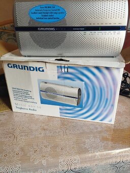 Rádio Grundig - 3