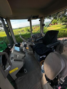 Traktor JOHN DEERE 6230 s čelním nakladačem - 3