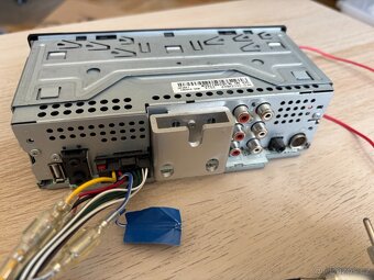 Autorádio PIONEER MVH-X560BT + kabeláž Octavia 2 aj. - 3