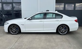 •BMW M550d xDrive, HEAD-UP, H/K, ADAPTIVE DRIVE• - 3
