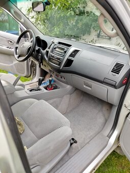 Toyota hilux 3.0 126kw - 3
