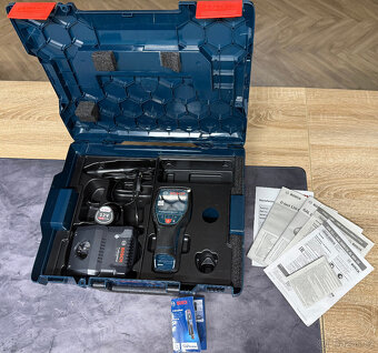 NOVÝ detektor Bosch Professional D-TECT 120 - 3