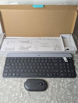 Set Klávesnice a myš Logitech Slim Wireless Combo MK470 - 3