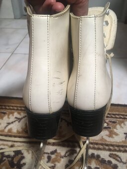 Dívčí brusle 37 - 3