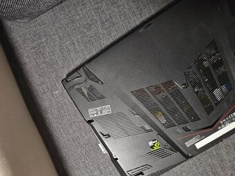 MSI GL63 8RE i5, 1060 6GB - 3