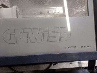 Vodotěsné reflektory vybojkove - 3