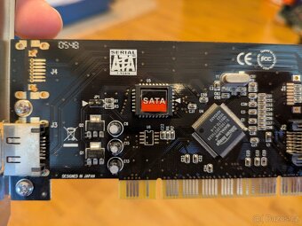 Axago PCIS-46 PCI řadič 1x eSATA + 1x int.SATA SI - 3