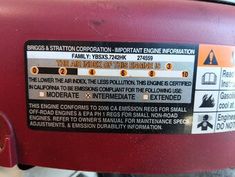 Briggs & Stratton Intek V2 Vertical - 3