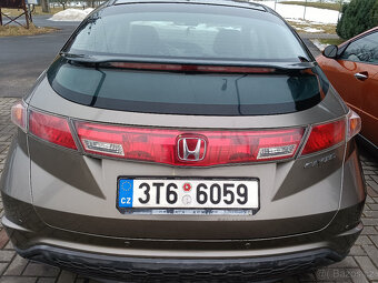 Honda civic 8G - 3