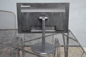 Lenovo ThinkVision LT2224pD - IPS LCD 22 - 3
