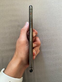 iPhone 11 Pro Max 64 GB - Top stav - 3