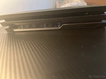 Ps4 pro - 3