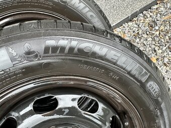 Prodám pneu Michelin s disky 195/65 R15 - 3