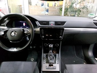SKODA SUPERB iV plug in hybrid 160kw 2022 - 3