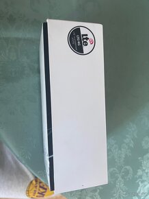 Sony XPERIA XZ Premium - 3