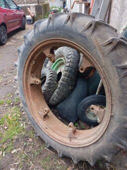 Dojezdové kolo Ford.Kultivační Zetor - 3