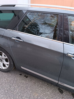 dveře Citroen C5 X7 tourer - 3