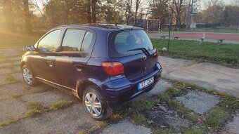 Toyota Yaris 2004 - 3