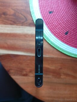 Samsung Galaxy S22 ultra - 3