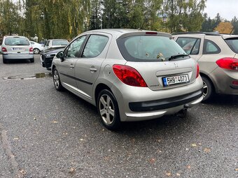 Peugeot 207 - 3