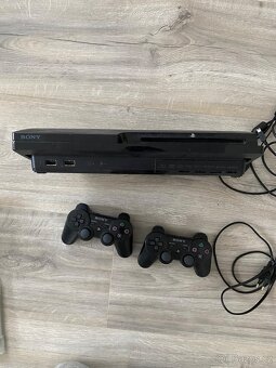PlayStation 3, 2 ovladače a 7 her - 3