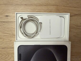 iPhone 15 Pro 256GB Černý titan - 3