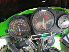 Kawasaki zxr 750 - 3