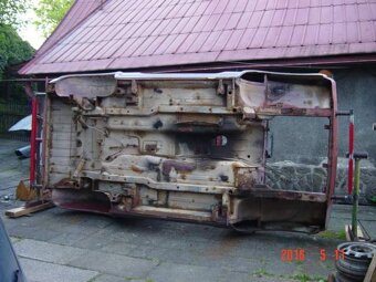 Lada Niva-kolotoč na opravu karoserie - 3