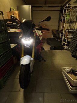 BMW F900R sport paket Akrapovic - 3