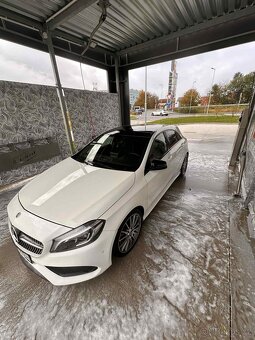 Mercedes A180 AMG - 3
