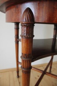 kulatý dřevěný dýhovaný stolek - 3