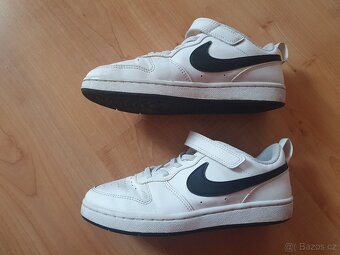 Bílé tenisky boty Nike v. 35 - 3