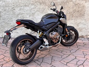 Honda CB 650 R 2022, najeto 6300km - 3