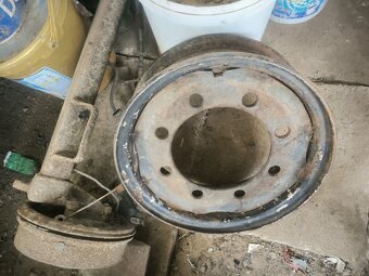 Prodám disk 8-16 na v3s - 3