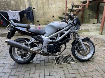 Suzuki SV650N - 3