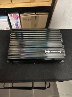 Subwoofer se zesilovačem - 3