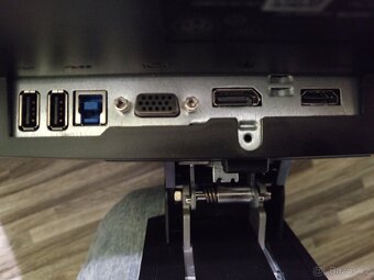 Monitor 24 palců HDMI - 3
