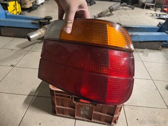 Zadní světla e36 Compact - 3