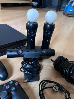 Prodám PS4 Pro 1TB + PSVR + 2x ovladače + Hry + Kamera - 3