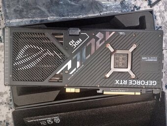 ASUS ROG Strix BTF GeForce RTX 4090 OC 24GB GDDR6X - 3