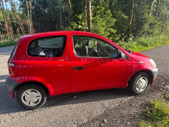 Toyota yaris 1,0 - Havlíčkův Brod - 3