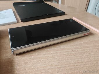 Samsung Galaxy Fold 6 1TB white + S-pen a obal - 3