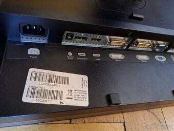 LCD monitor Dell U2410 - 3