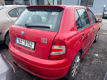 Škoda Fabia RS 1,9tdi 96kw červená - 3