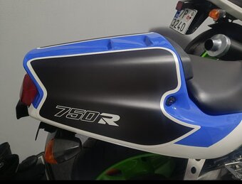 Kawasaki ZXR 750 R model K - 3