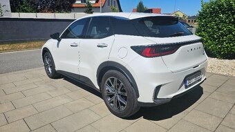 Lexus LBX - 3
