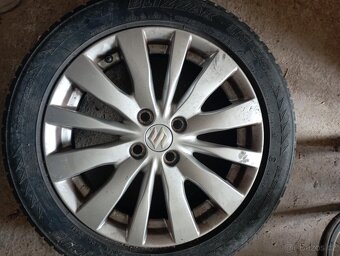 Suzuki Swift - 3